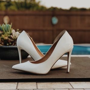 White patten leather Steve Madden pumps